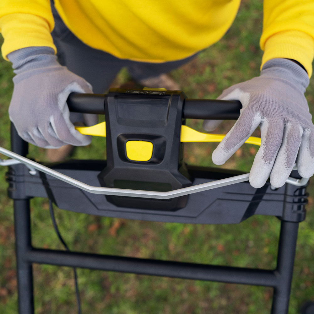 Produktabbildung: Kärcher - LM 530/36 Bp Pack inkl. 2 Akkus und Ladegerät
