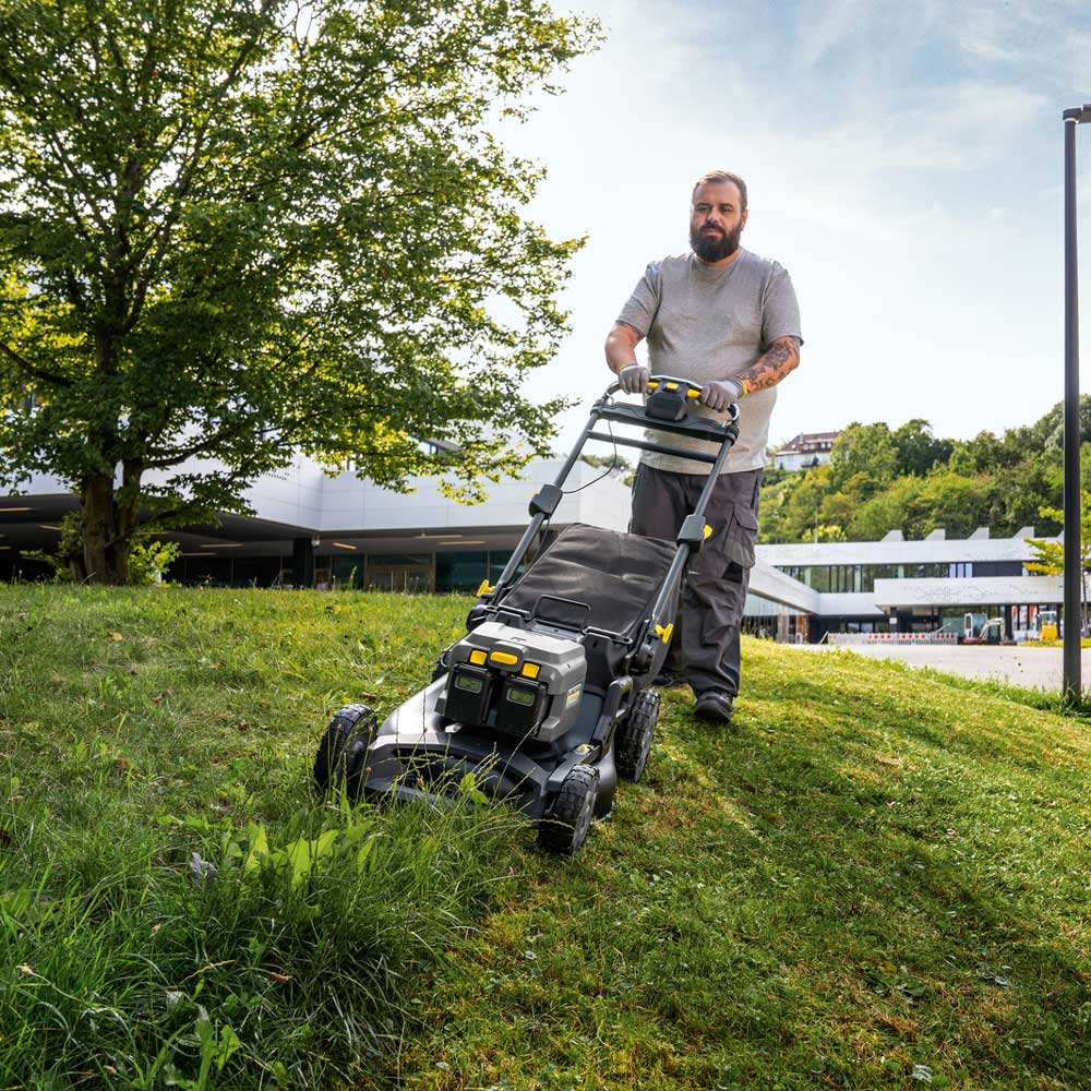 Produktabbildung: Kärcher - LM 530/36 Bp Pack inkl. 2 Akkus und Ladegerät